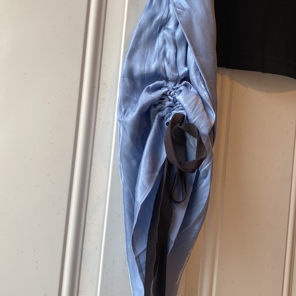 Going Out Blouse - Picture 2 of 3